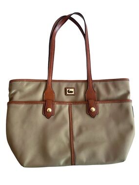 Dooney & Bourke Wayfarer Nylon Tote Olive Green Leather Trim Preppy Classic